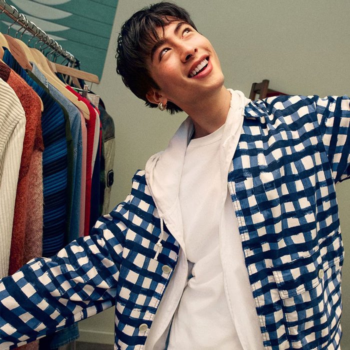 Image for Win an iPhone 15 Pro & &pound1000 to Spend on Pre-Owned Fashion from eBay
